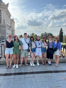 Gilda girl tea in Madrid: a fun guide to the Spanish capital (2025)
